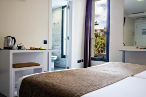 Гостиница BCN Urbaness Hotels Del Comte  Барселона